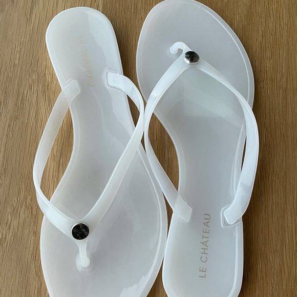 Le chateau jelly flip flops brand new - Picture 3 of 3